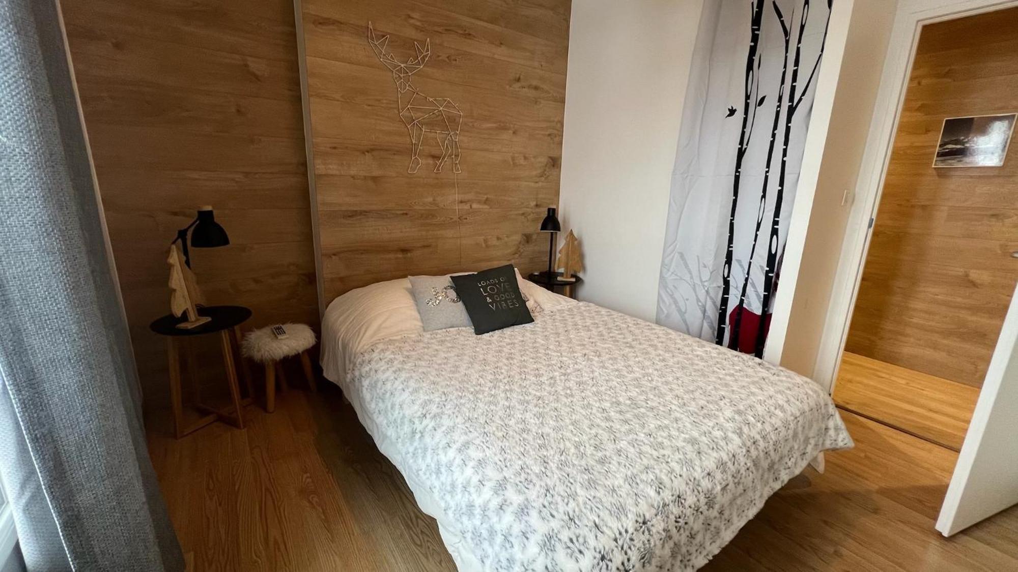 Rouge Canneberge -8 Personnes- 84M2 Vue Degagee Setaz Валуар Экстерьер фото